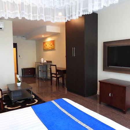 Koki Hotel Kampala Ngoại thất bức ảnh