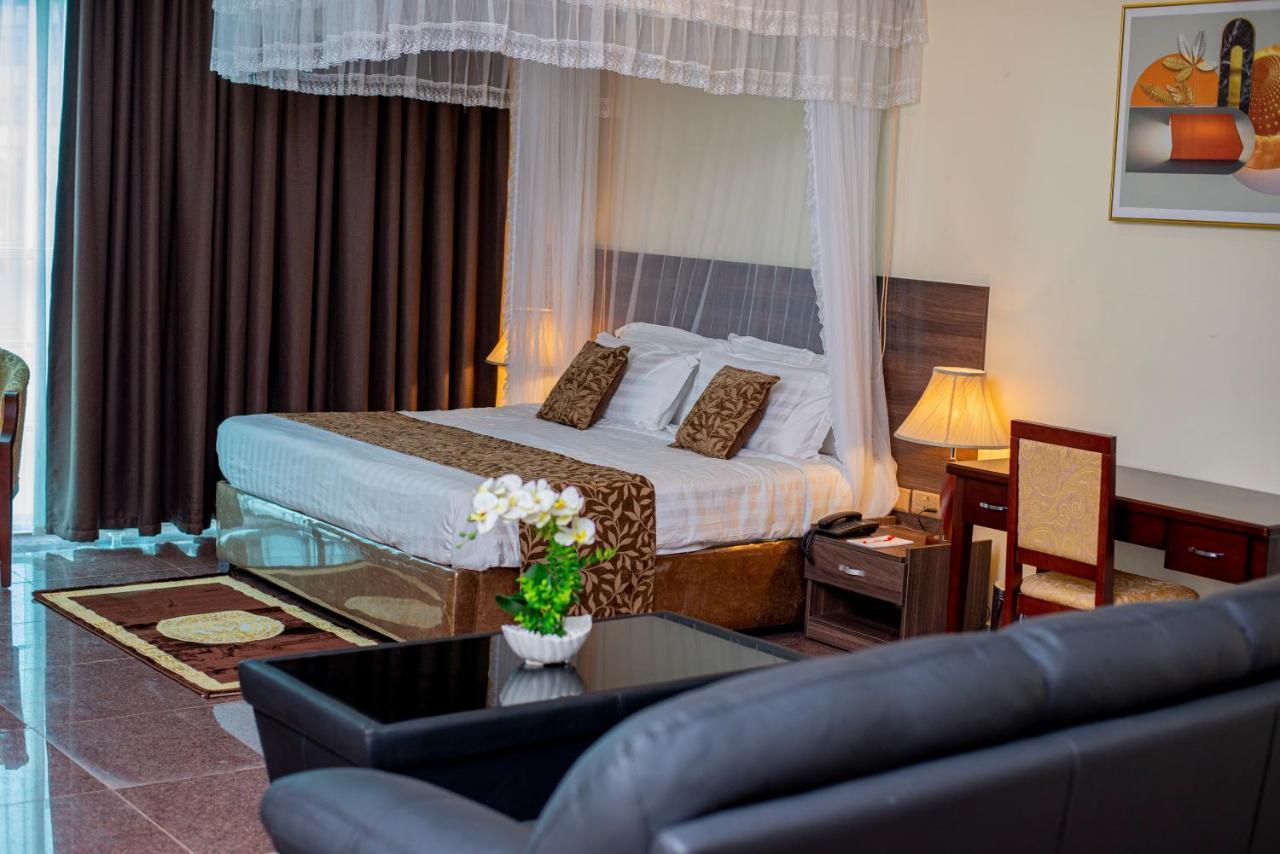 Koki Hotel Kampala Ngoại thất bức ảnh