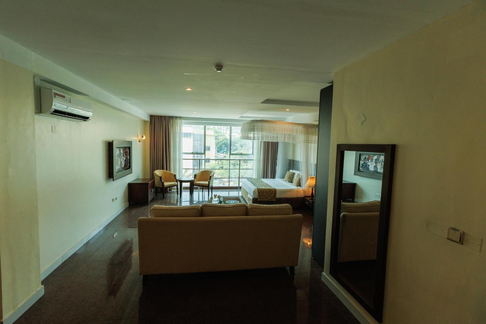 Koki Hotel Kampala Ngoại thất bức ảnh