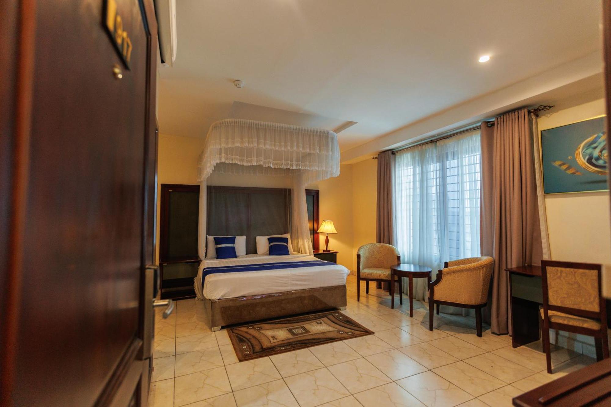 Koki Hotel Kampala Ngoại thất bức ảnh