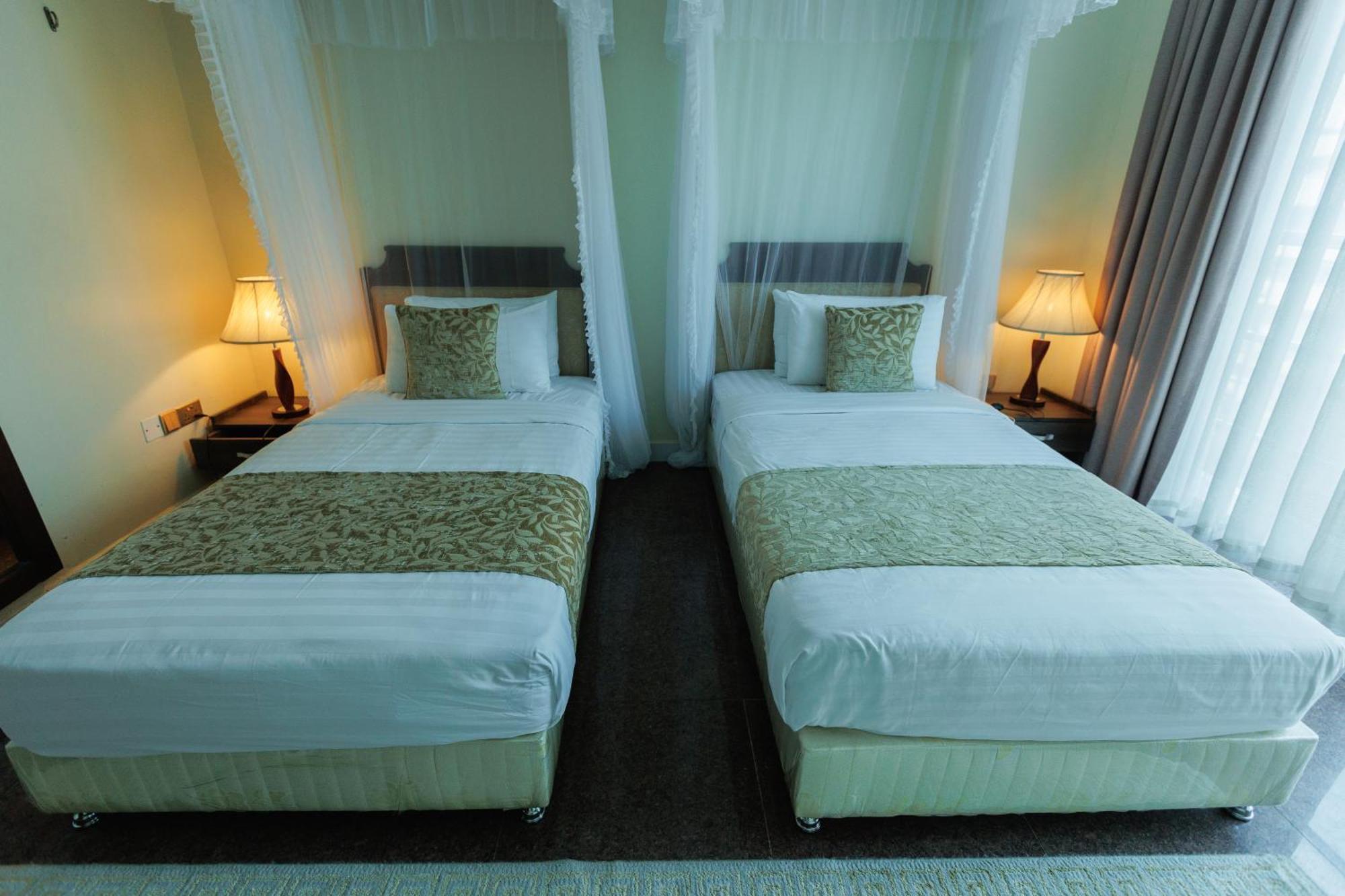 Koki Hotel Kampala Ngoại thất bức ảnh