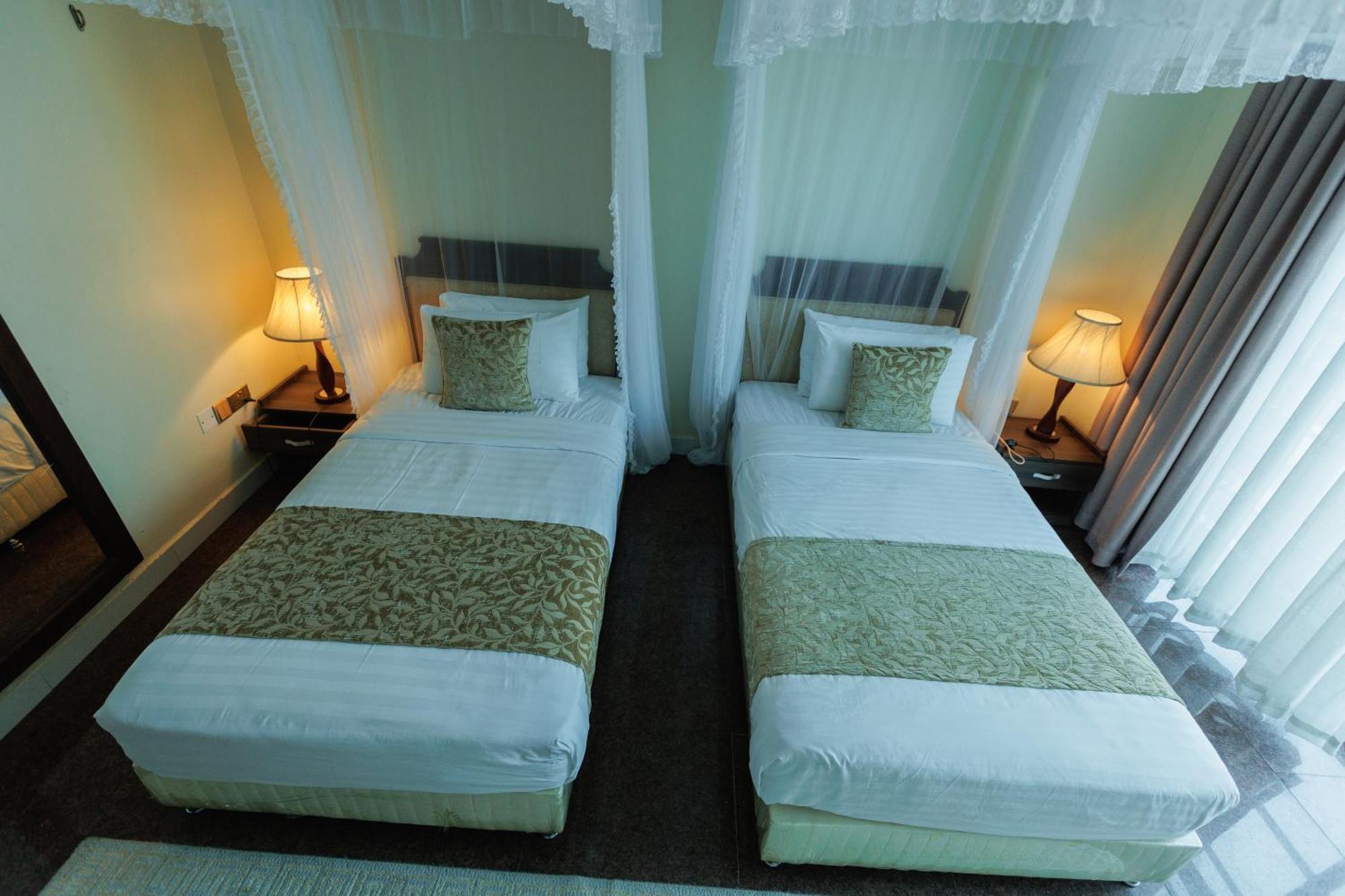 Koki Hotel Kampala Ngoại thất bức ảnh