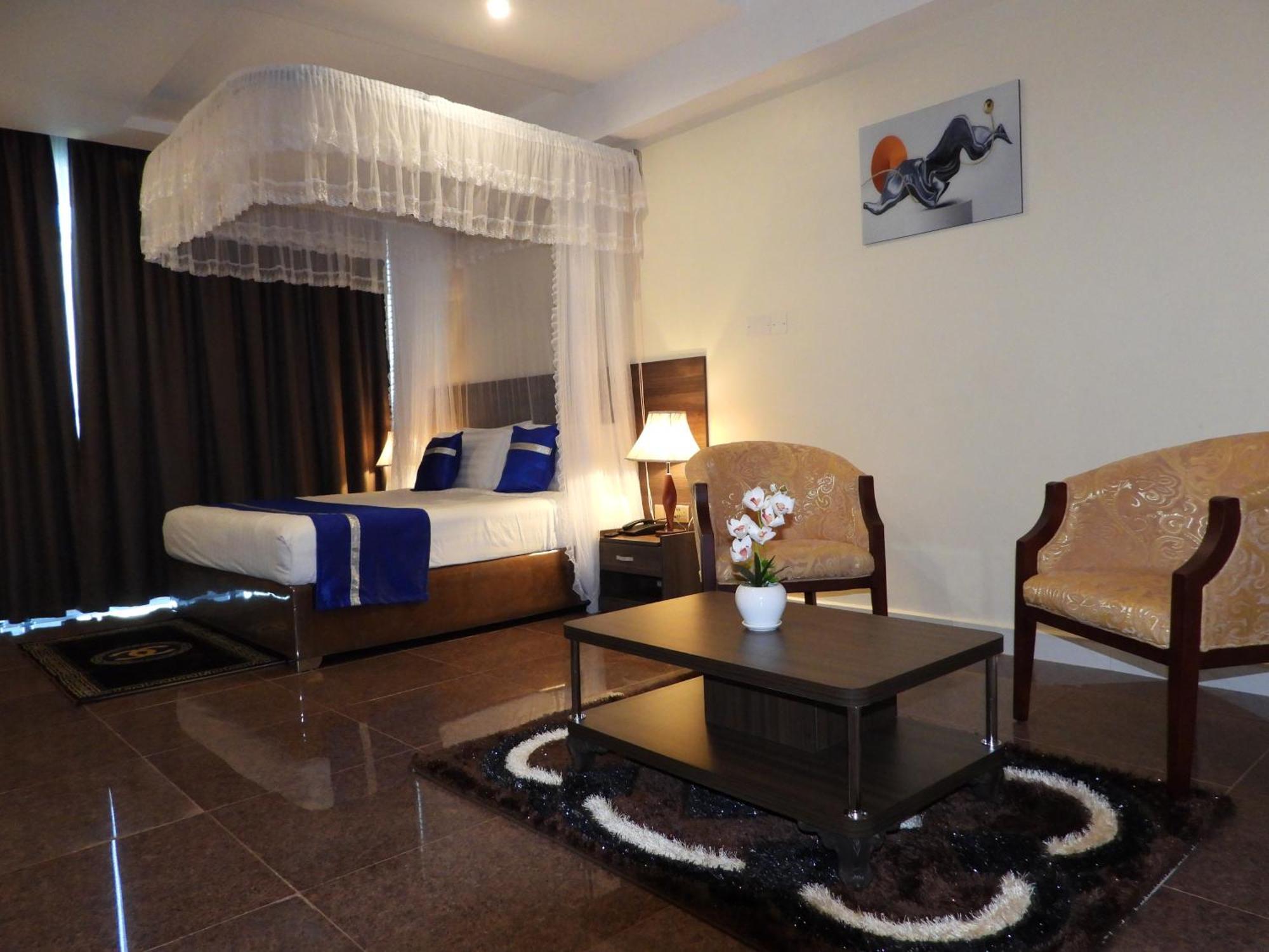 Koki Hotel Kampala Ngoại thất bức ảnh